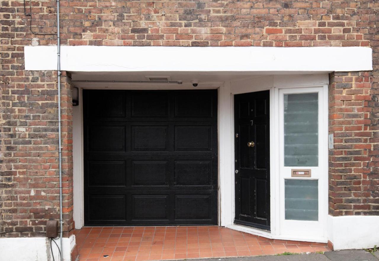 Ferienwohnung Fantastic 3 Bed Brighton House- Sleeps 6- Superfast Wifi And Garage Exterior foto